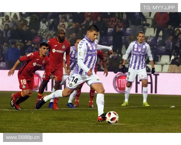 巴尔韦德的战术角色是否真的限制了球队进攻创造力？