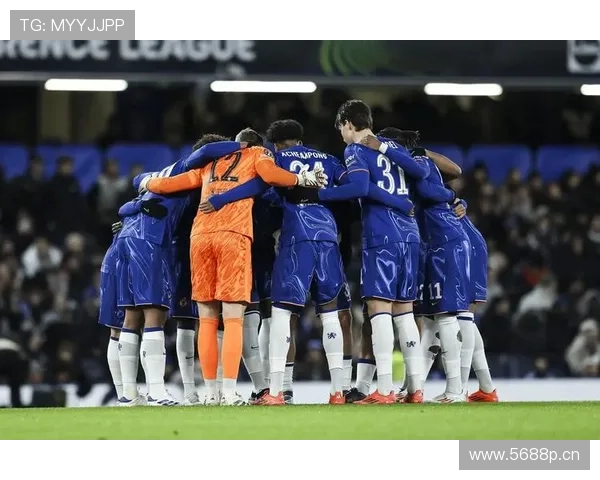 热刺阵容问题显现:年轻化潜力存在,关键战稳定性承压