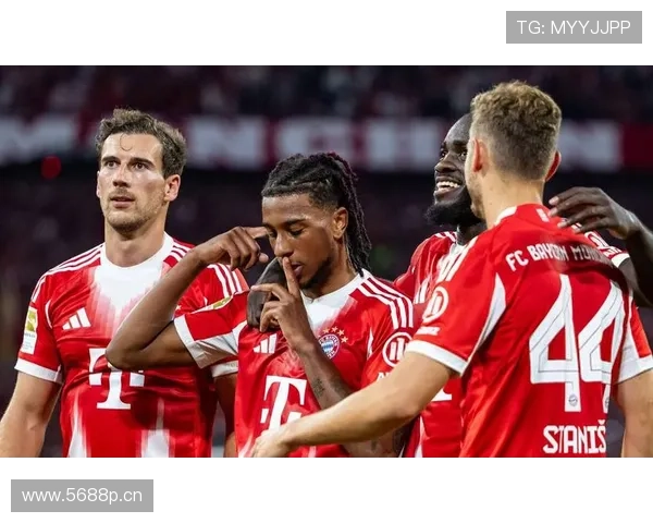 拜仁主帅与新援冲突加剧,战术分歧与管理问题显现 拜仁主帅与新援冲突加剧,战术分歧与管理问题显现