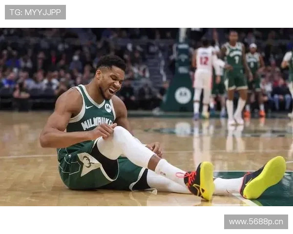 扬尼斯挡拆拉开空间提升进攻效率，优于字母哥单打战术